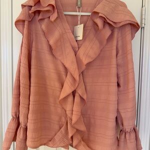 Chic Ruffled Blouse in Soft Pink - Sz Small
